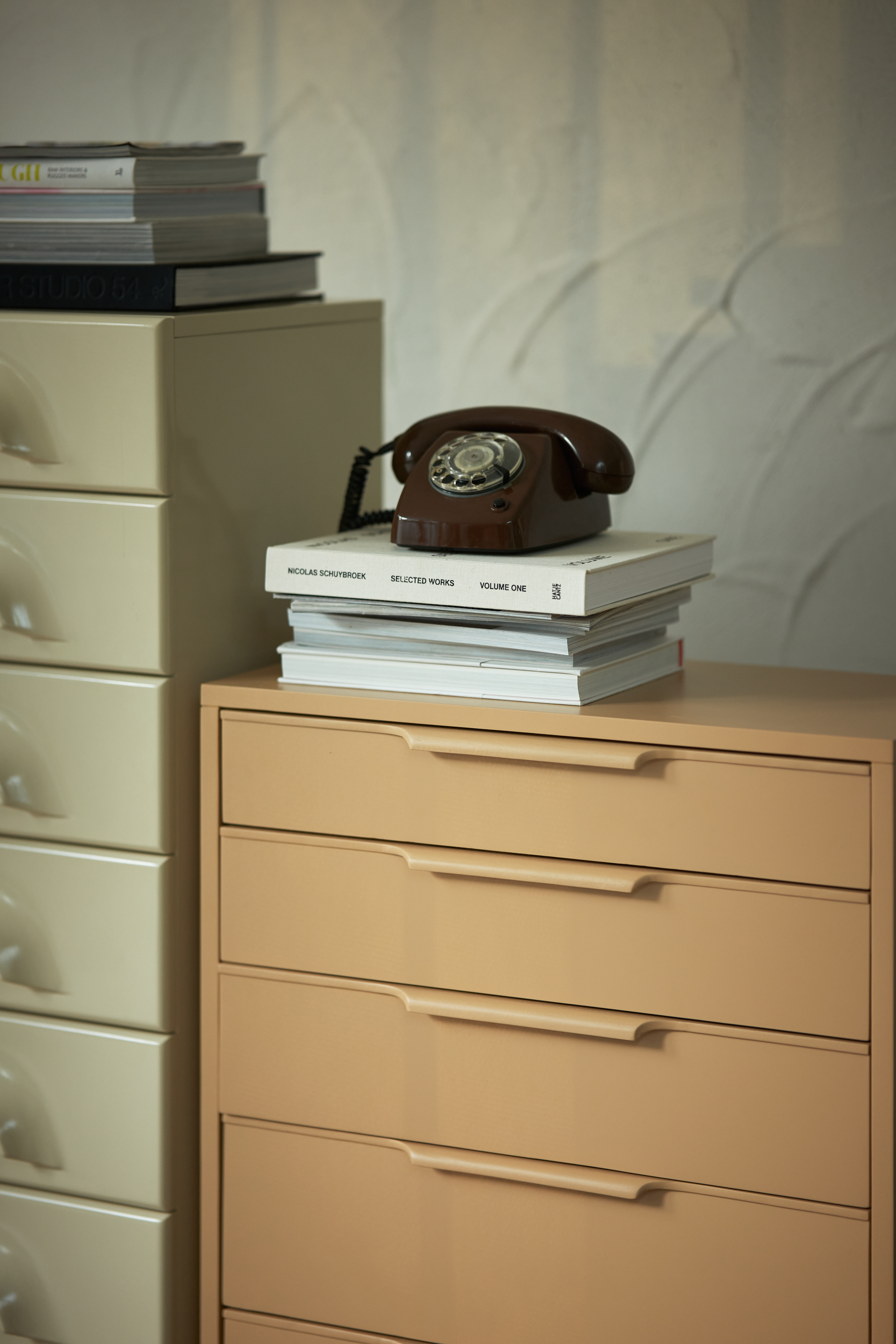 Chest of 6 drawers camel | HKLIVING