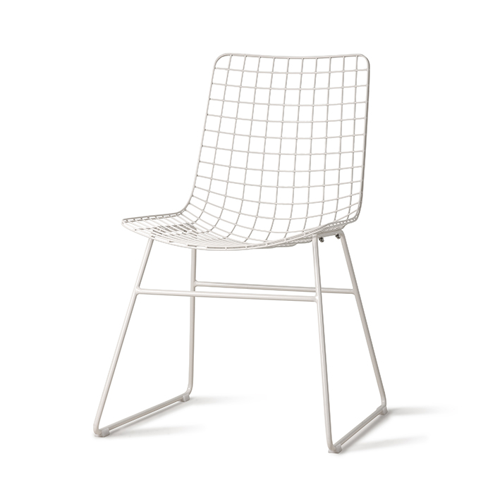 metal wire chair with arms brass | HKliving