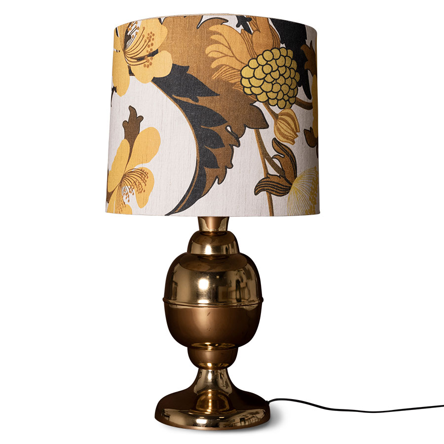 Hk living deals shell lamp